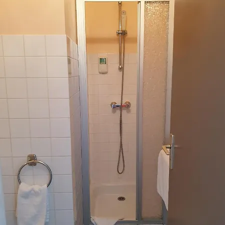 L'Annexe Residence Hoteliere Classee Pontivy Buitenkant foto
